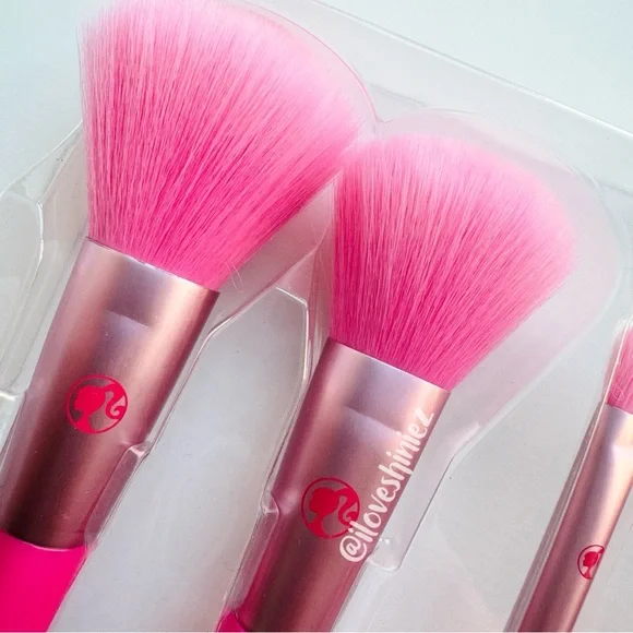 •Barbie for MINISO• Collection Makeup Brushes Set (8 pcs) - Picture 5 of 11